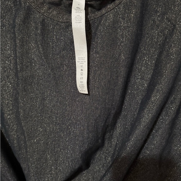 Lululemon Athletica Charcoal Twist-Front Tee - Picture 4 of 4